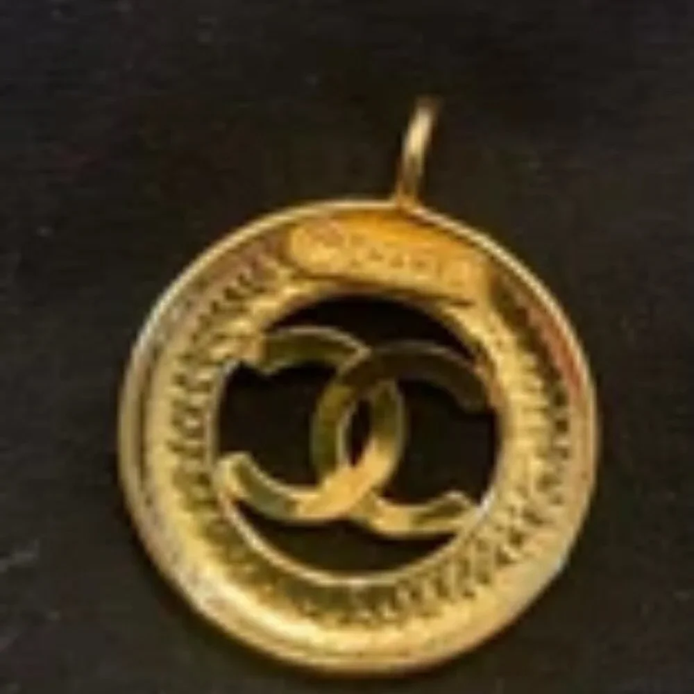 Gold Circular Pendant Necklace - Picture 6 of 6